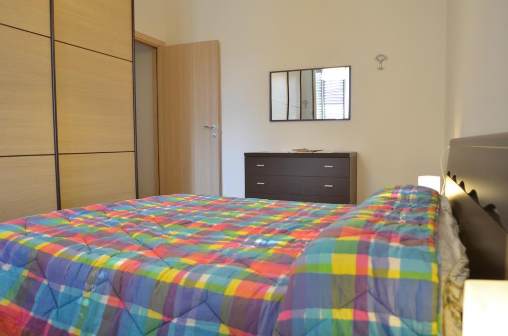 La Perla Del Magra Holidays House Монте Марчело Екстериор снимка